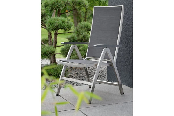 STERN Cardiff Esstischgarnitur, Silber/silbergrau, Edelstahl/Textilen/FSC-Teak/Alu, 162/220 X 90 Cm, Butterfly-Auszug, 4 Stapel-, 2 Multipo 13 STERN Cardiff Esstischgarnitur, Silber/silbergrau, Edelstahl/Textilen/FSC-Teak/Alu, 162/220 X 90 Cm, Butterfly-Auszug, 4 Stapel-, 2 Multipo – Bild 11