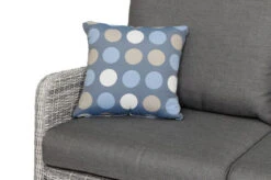 SIENA GARDEN Soria 2-Sitzer Loungesofa, Ice Grey, Alu / Gardino®-Geflecht, 149x87x88 Cm 25 SIENA GARDEN Soria 2-Sitzer Loungesofa, Ice Grey, Alu / Gardino®-Geflecht, 149x87x88 Cm -Gartenmoebel Verkaufs-Shop 12 20185.jpg