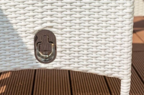 OUTFLEXX Dining Set, Weiß, Polyrattan, Tisch 200x95cm, Spraystone 6mm, 6 Dining Sessel Verstellbar 16 OUTFLEXX Dining Set, Weiß, Polyrattan, Tisch 200x95cm, Spraystone 6mm, 6 Dining Sessel Verstellbar – Bild 14