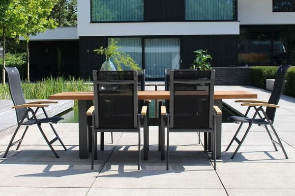 HARTMAN Sondermodell Yasmani/Alice Esstischgruppe, Xerix, Alu/Teakholz, 4x4 Textilen, 240x100cm, 4 Stapel-, 2 Multipositionssessel 3 HARTMAN Sondermodell Yasmani/Alice Esstischgruppe, Xerix, Alu/Teakholz, 4x4 Textilen, 240x100cm, 4 Stapel-, 2 Multipositionssessel