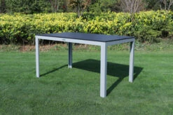 VILLANA Esstischgarnitur, Silber/schwarz, Alu/Holzimitat, Tisch 150x90cm, 2 Bänke Für 6 Personen 22 VILLANA Esstischgarnitur, Silber/schwarz, Alu/Holzimitat, Tisch 150x90cm, 2 Bänke Für 6 Personen -Gartenmoebel Verkaufs-Shop 22555 8.jpg