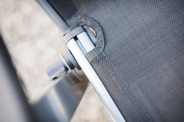 KETTLER Cubic/Basic Plus Esstischgarnitur, Silber/anthrazit, Alu/Textilene, Tisch 160x90 Cm, 4 Multipo 9 KETTLER Cubic/Basic Plus Esstischgarnitur, Silber/anthrazit, Alu/Textilene, Tisch 160x90 Cm, 4 Multipo – Bild 7