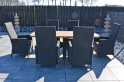 OUTFLEXX Belgium/Malaga Set, Anthrazit/sooty, Recycled Teak/Alu/Sunbrella, 220x100cm, 6 Sessel, Rustikal Gebürstet, Verstellbare Rückenlehne 24 OUTFLEXX Belgium/Malaga Set, Anthrazit/sooty, Recycled Teak/Alu/Sunbrella, 220x100cm, 6 Sessel, Rustikal Gebürstet, Verstellbare Rückenlehne -Gartenmoebel Verkaufs-Shop 28882 11.JPG