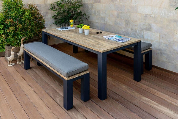 OUTFLEXX Oxford Esstischgarnitur, Dark Grey/natur, Alu/recycled FSC-Teak, Esstisch 220x100cm, 2x Bank 190x40cm 4 OUTFLEXX Oxford Esstischgarnitur, Dark Grey/natur, Alu/recycled FSC-Teak, Esstisch 220x100cm, 2x Bank 190x40cm – Bild 2
