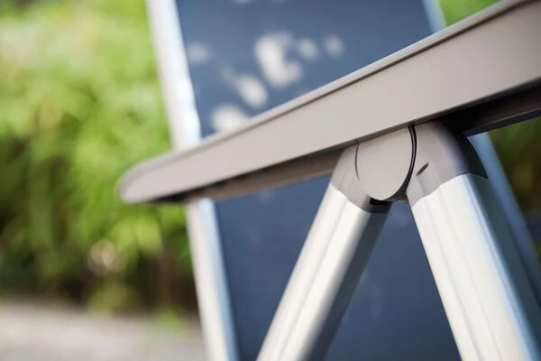 KETTLER Basic Plus Esstischgarnitur, Silber/ Anthrazit, 160 X 95 Cm, Alu/Textilene, 4 Multipositionssessel 10 KETTLER Basic Plus Esstischgarnitur, Silber/ Anthrazit, 160 X 95 Cm, Alu/Textilene, 4 Multipositionssessel – Bild 8