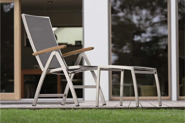 STERN Cardiff Esstischgarnitur, Silber/silbergrau, Edelstahl/Textilen/FSC-Teakholz, 162/220 X 90 Cm, 4 Stapel-, 2 Multipos, Butterfly-Auszug 10 STERN Cardiff Esstischgarnitur, Silber/silbergrau, Edelstahl/Textilen/FSC-Teakholz, 162/220 X 90 Cm, 4 Stapel-, 2 Multipos, Butterfly-Auszug – Bild 8